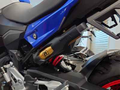 BMW F900XR 2025