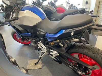 BMW F900XR 2025