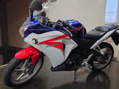 Honda CBR250R 2011