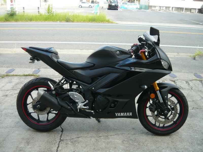 Yamaha YZF-R25 2019