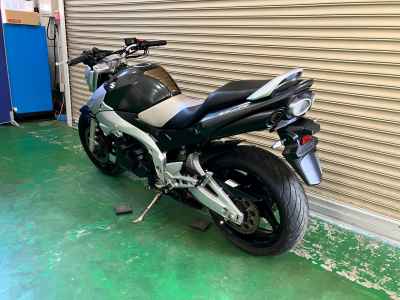 Suzuki GSR400 2008