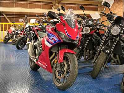 Honda CBR400R 2025