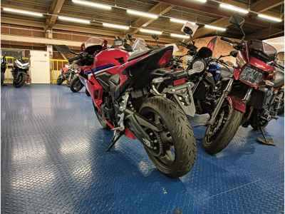 Honda CBR400R 2025