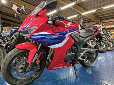 Honda CBR400R 2025