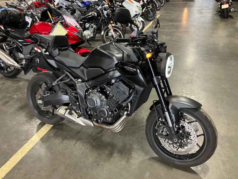 Honda CB650R 2023