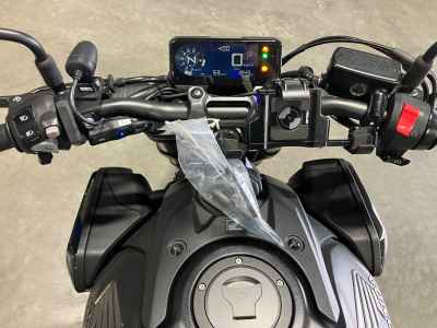 Honda CB650R 2023