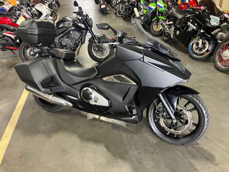 Honda NM4 Vultus 2015