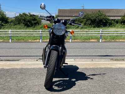 Triumph Bonneville T100 2024