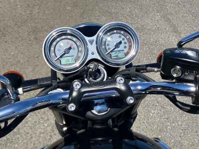 Triumph Bonneville T100 2024