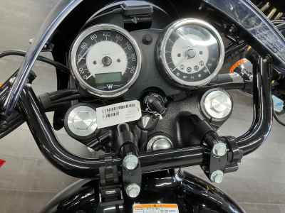 Kawasaki W800 2022