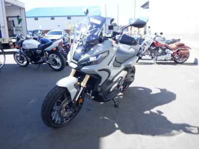 Honda X-Adv 750 2024
