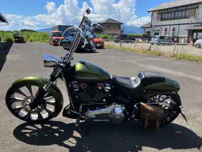 Harley-Davidson Breakout FXBRS1870 2022