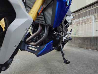 BMW F900R 2023