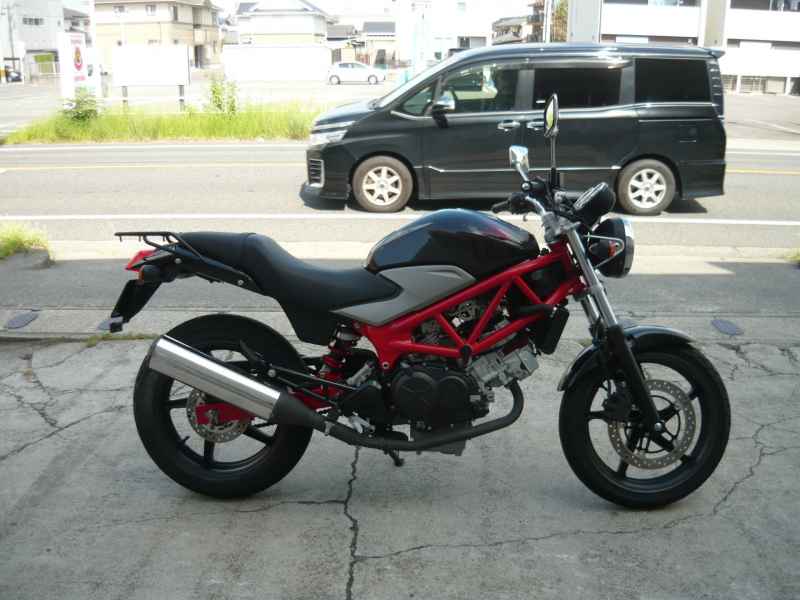 Honda VTR250 2011