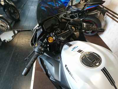 Kawasaki Ninja ZX-4R SE 2024