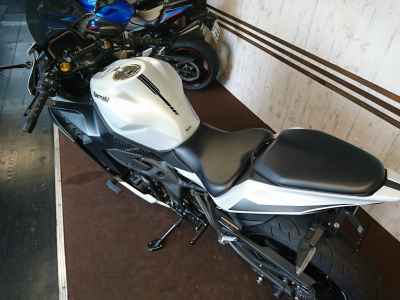 Kawasaki Ninja ZX-4R SE 2024