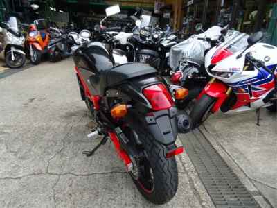 Honda VTR250 2011