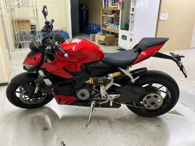 Ducati Streetfighter V2 2022