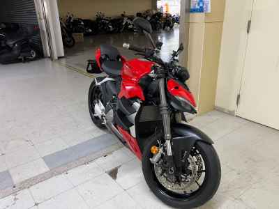 Ducati Streetfighter V2 2022
