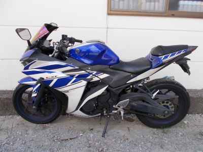 Yamaha YZF-R25 2015