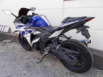 Yamaha YZF-R25 2015