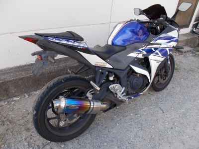 Yamaha YZF-R25 2015
