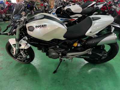 Ducati Monster 696 2010