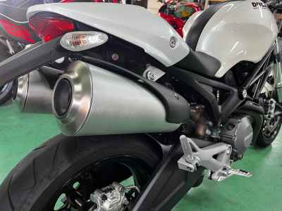 Ducati Monster 696 2010