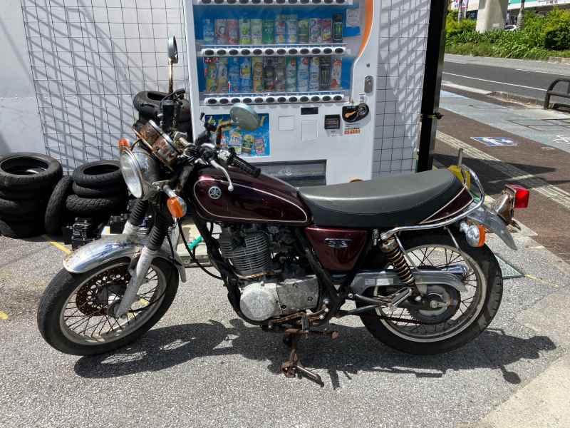 Yamaha SR400 2015