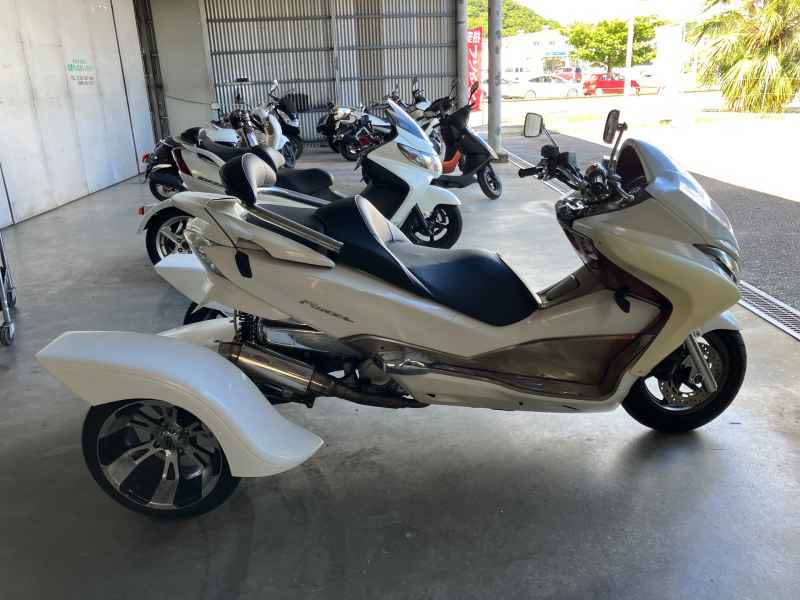 Honda Forza S Trike 2009