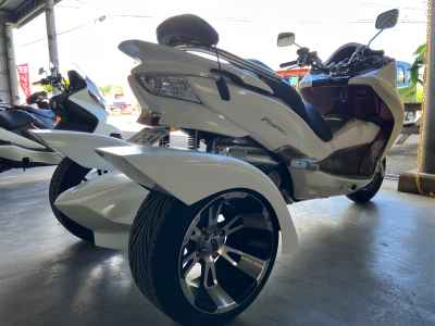 Honda Forza S Trike 2009