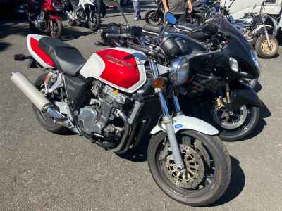 Honda CB1000SF 2025