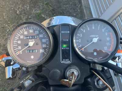 Suzuki GS400 2025