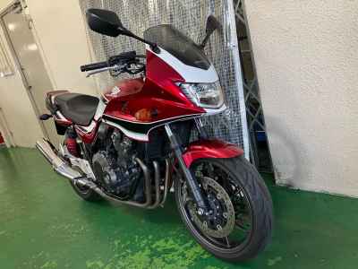 Honda CB400 Super Boldor 2020