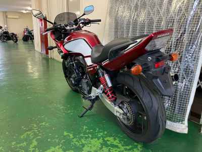 Honda CB400 Super Boldor 2020