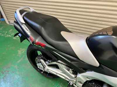 Suzuki GSR400 2008