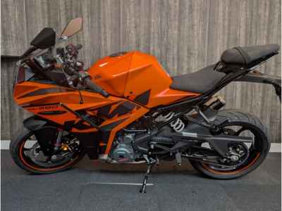 KTM RC 390 2024