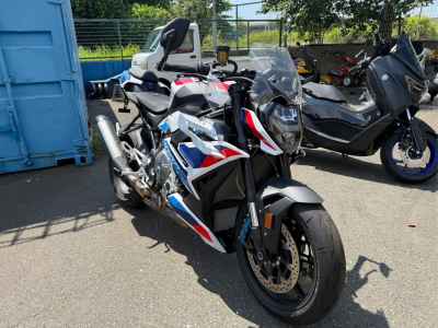 BMW M1000R 2023