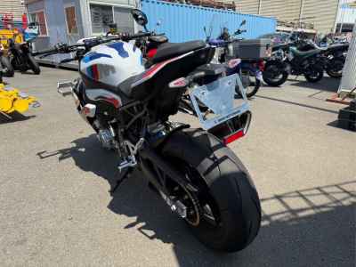 BMW M1000R 2023