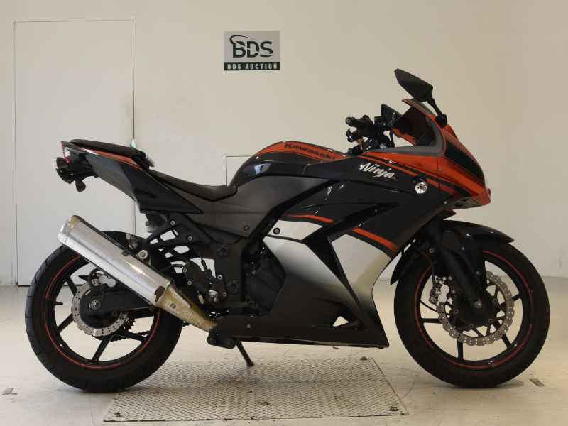 Kawasaki Ninja 250R 2012