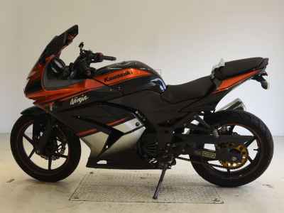 Kawasaki Ninja 250R 2012