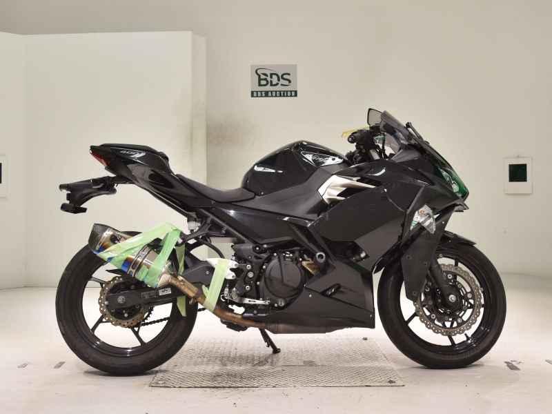 Kawasaki Ninja 400 2018