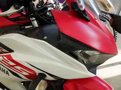 Yamaha YZF-R25 2015