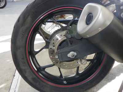 Yamaha YZF-R25 2015