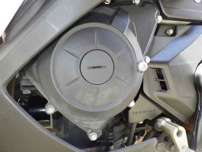 Yamaha YZF-R25 2015