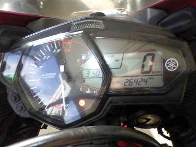 Yamaha YZF-R25 2015