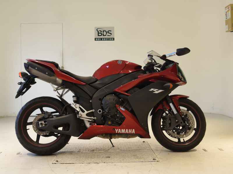 Yamaha YZF-R1 2016