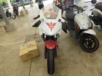 Honda CBR250R 2011
