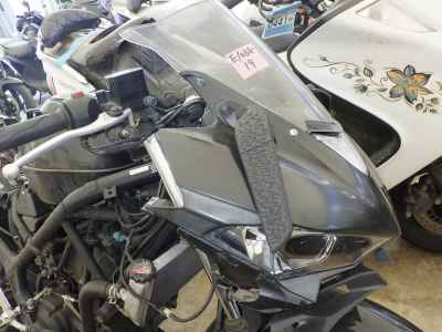 Yamaha YZF-R25 2015