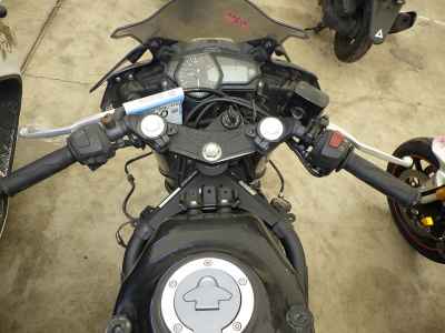 Yamaha YZF-R25 2015